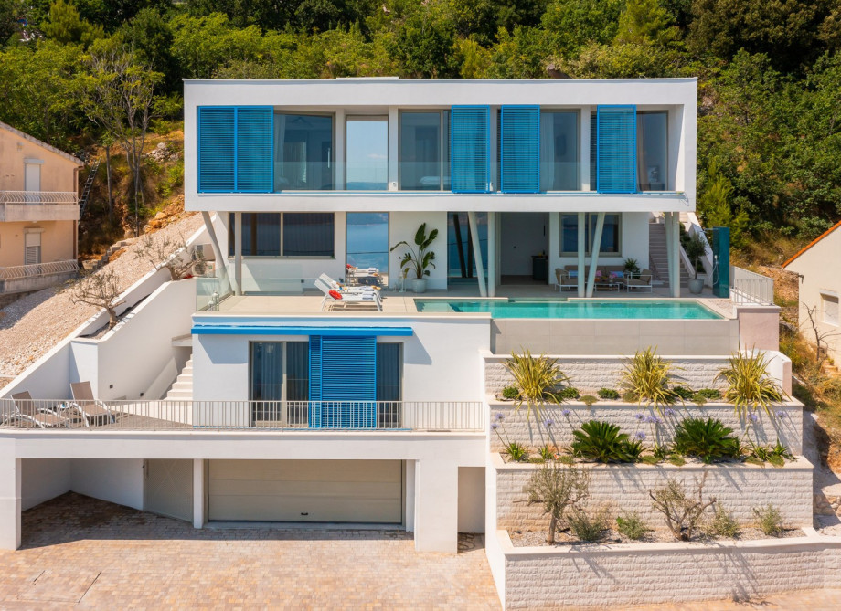 NEW Boutique Villa Nana, 4 ensuite bedrooms, a SPA zone, Heated pool