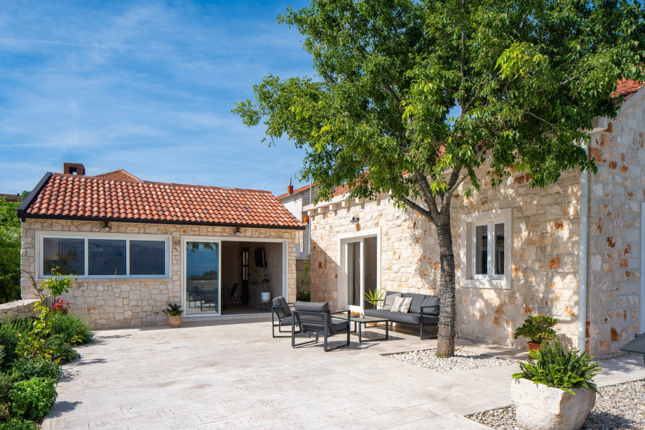 Villa Olim Civitas is a newly built luxury stone property in rustic, Dalmatian style