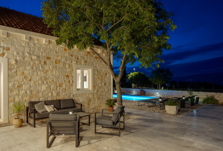 The owners will be there upon your arrival to provide all the needed information