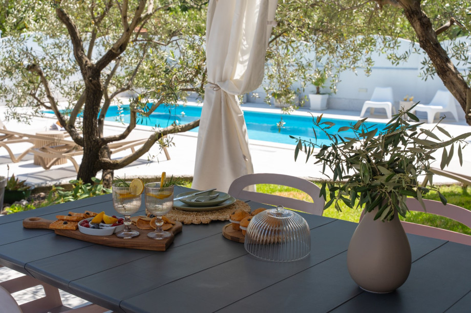 Villa Tugarka is located in the quiet surroundings of the village of Tugare