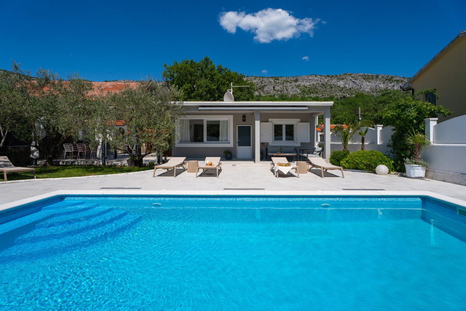 Stunning villa designed for the ultimate getaway experience