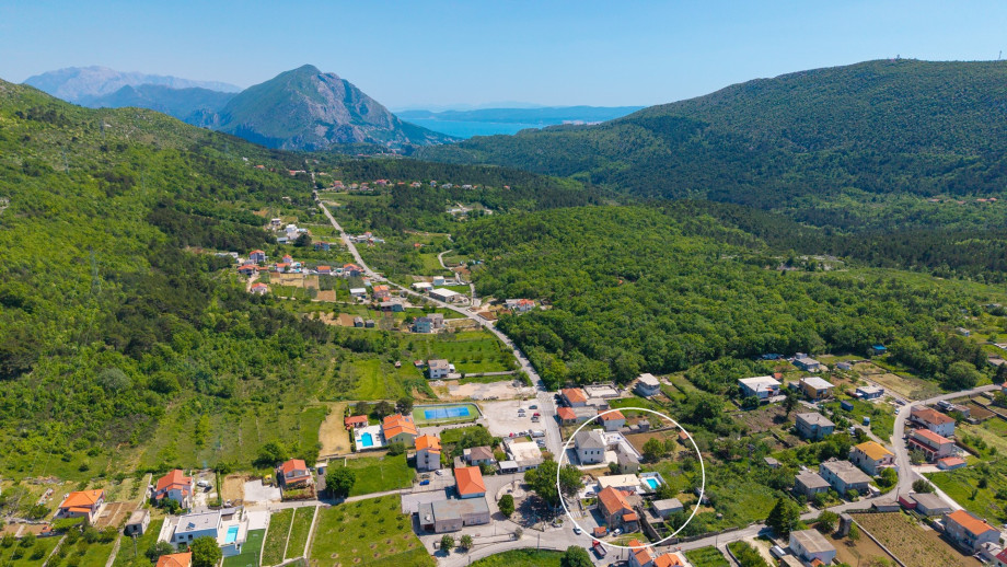 Marked position of villa Tugarka