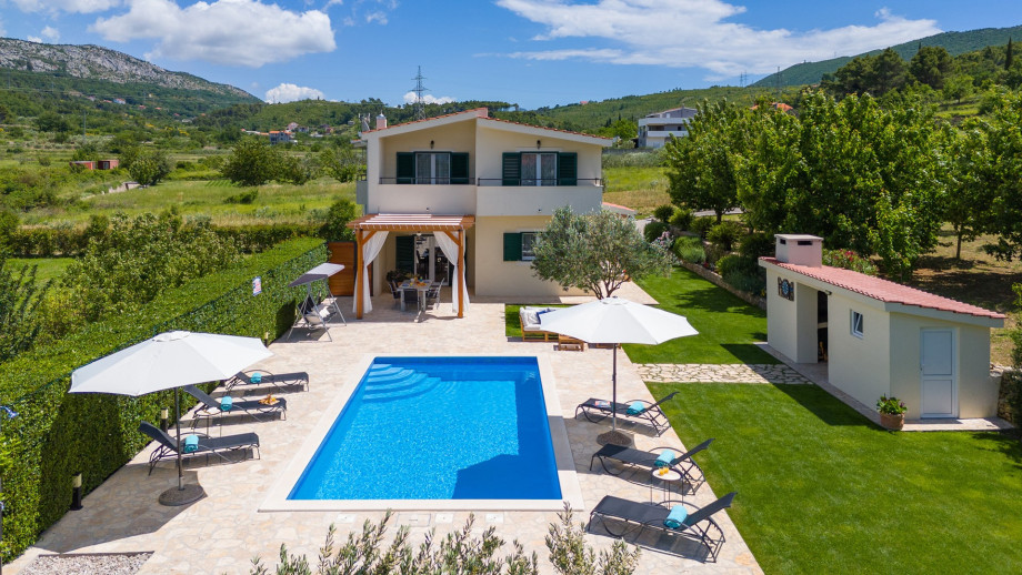 Villa ROKO with 4 bedrooms, 32sqm heated pool, playground, and great surroundings