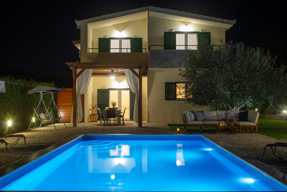 Discover the charm of Tugare, a quaint village that offers a unique and peaceful getaway.