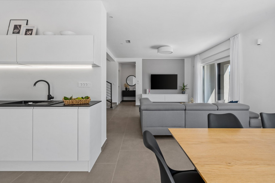 A fully equipped kitchen with all the amenities you need for a comfortable stay