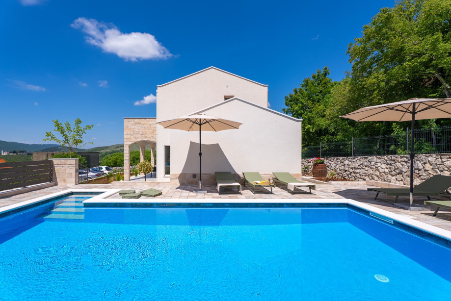 The spacious sun deck area provides the perfect spot for soaking up the warm rays of the sun