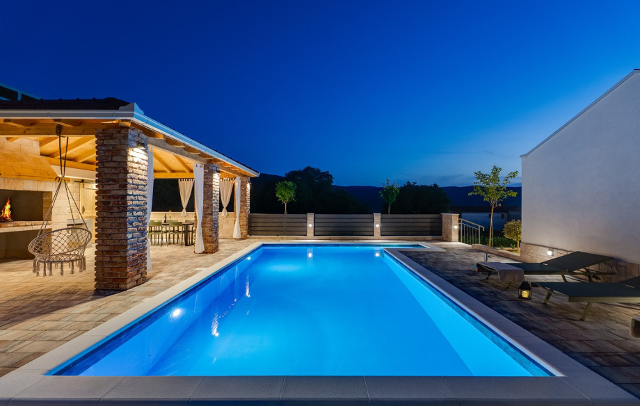 A private swimming pool (8m x 4m) just for your enjoyment