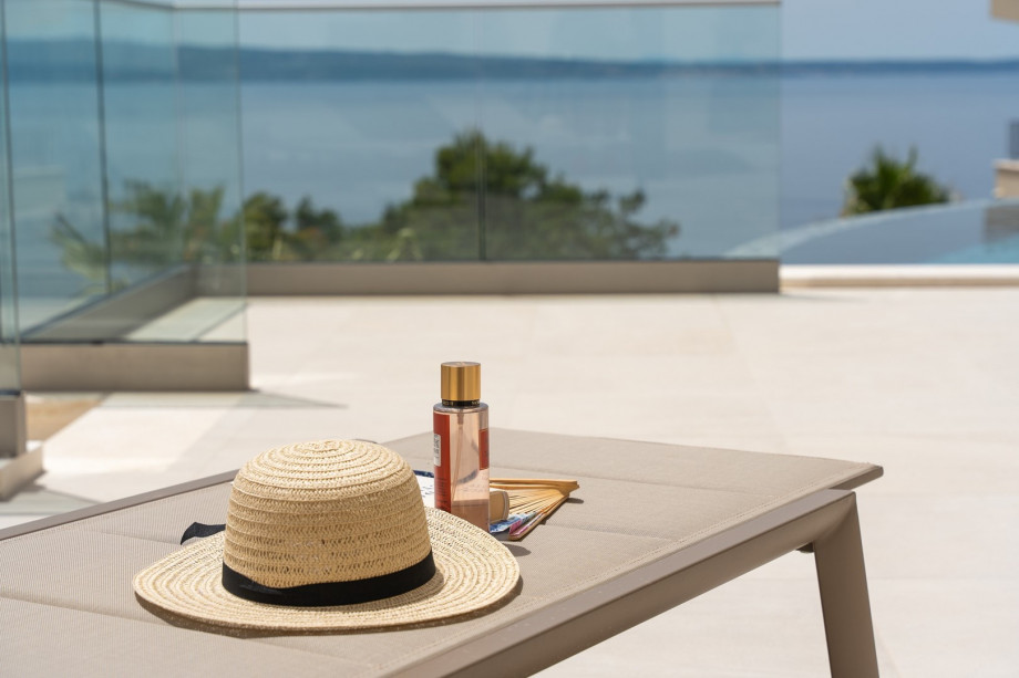 Private and relaxing sun deck by the pool
