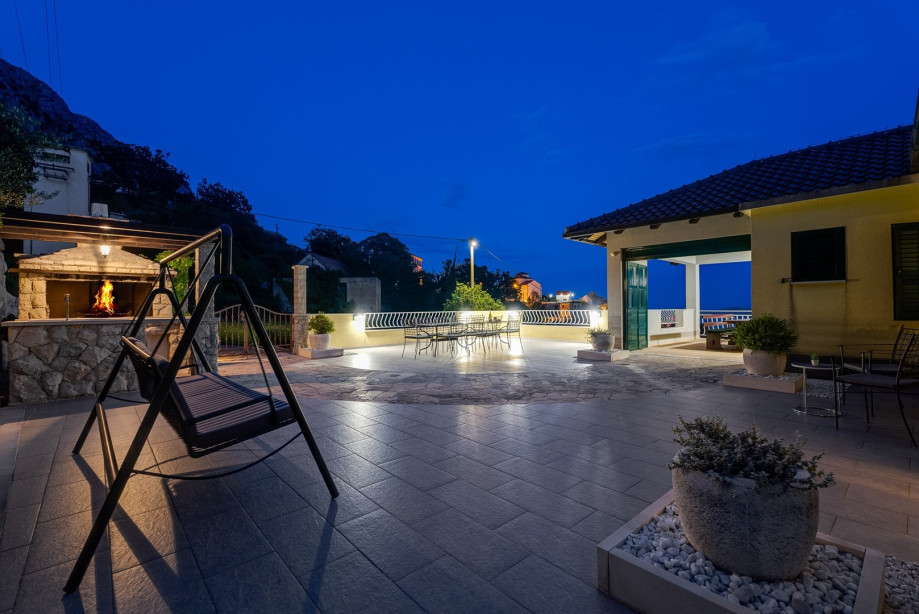 Spacious traditional barbecue and dining area