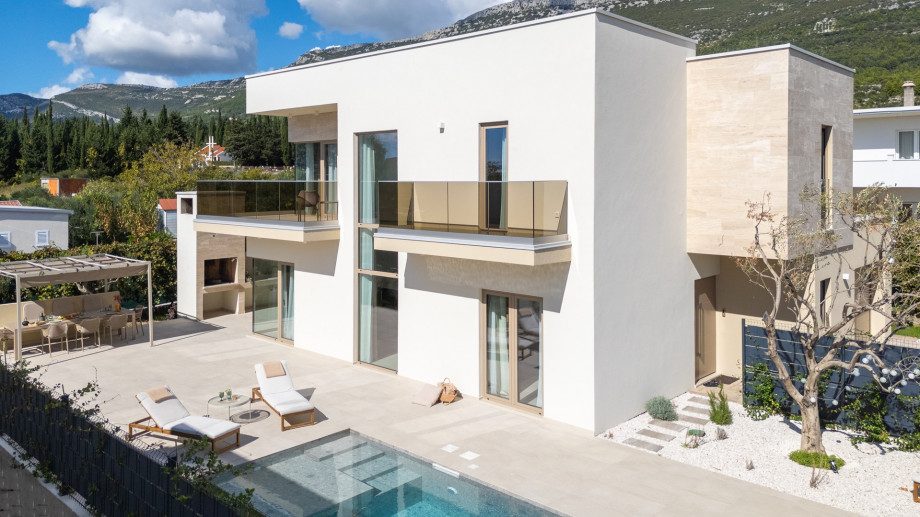 This is perfect holiday home for family or friends gathering