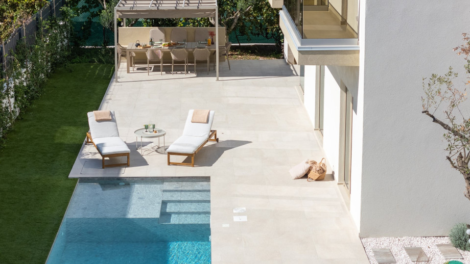 Dies ist eine moderne Unterkunft in einer ruhigen Umgebung und dennoch in der Nähe von allen