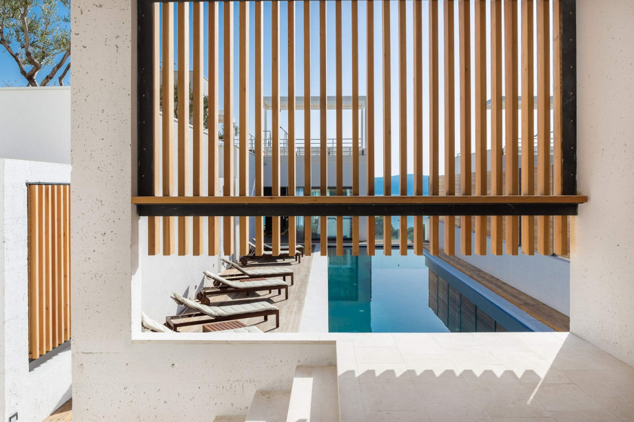 Level 2 offers 3 air-conditioned master bedrooms each with a terrace toward the pool area.