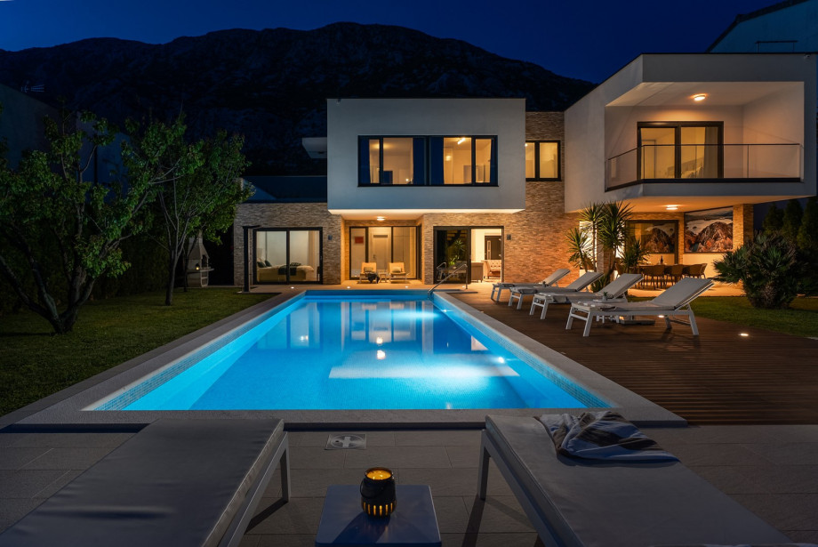 Villa Agava for 8 people, heated pool, Jacuzzi, sauna, gym, 4 en-suite bedroom