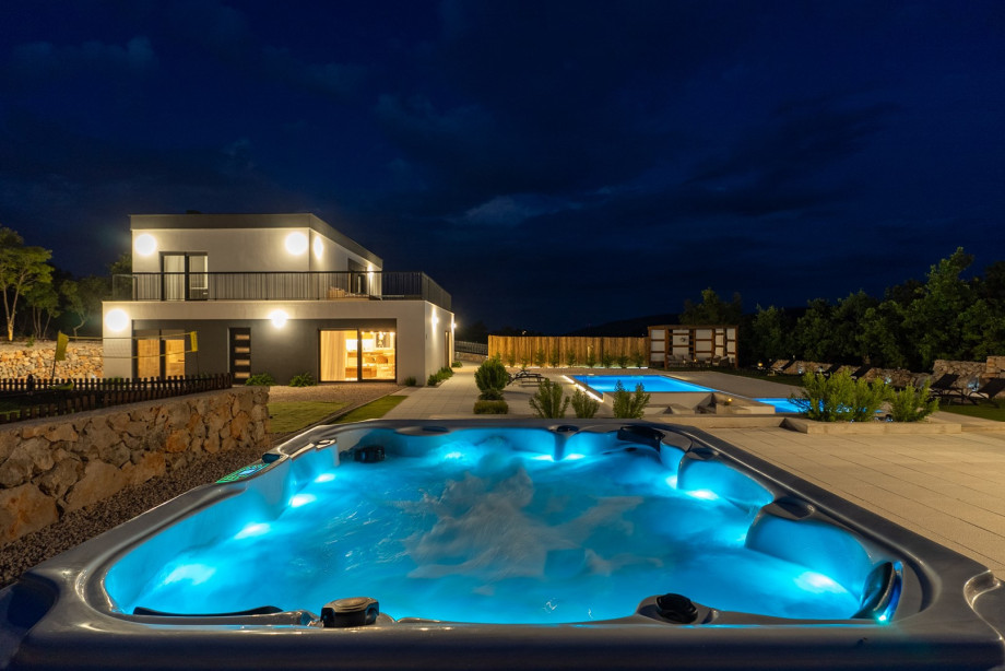 Villa Begovina with a private heated pool, sauna, Hot-Tub, 4 bedrooms