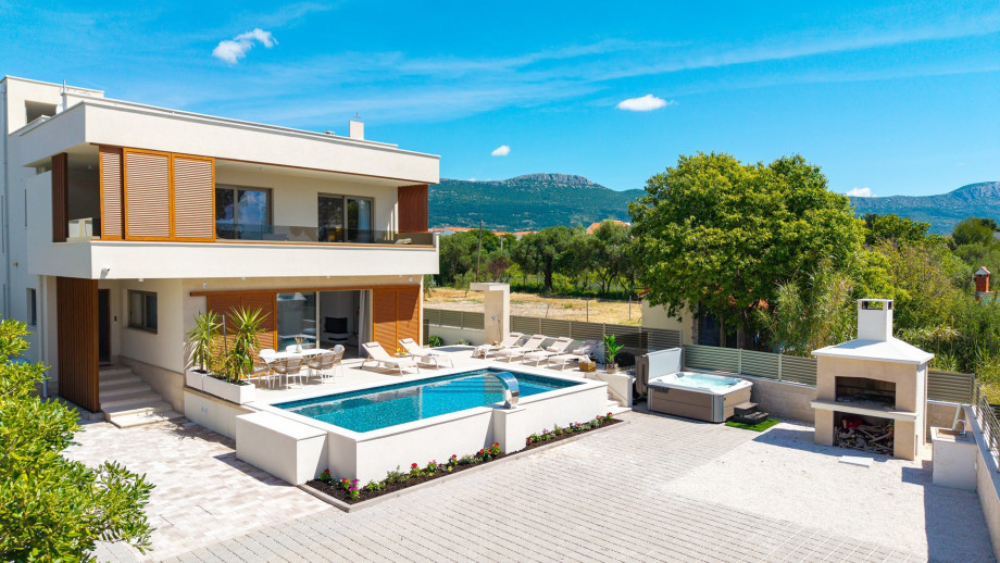 Villa San Pietro provides not only privacy but also an inviting outdoor space for gatherings or quiet moments by the sea