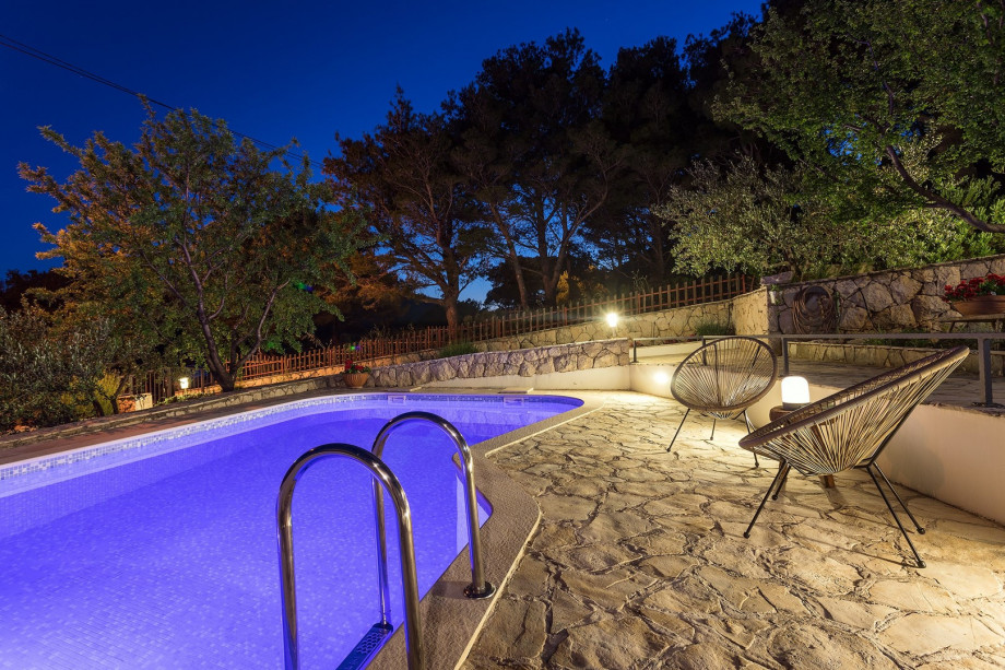 Enjoy evenings at a very comfortable pool area