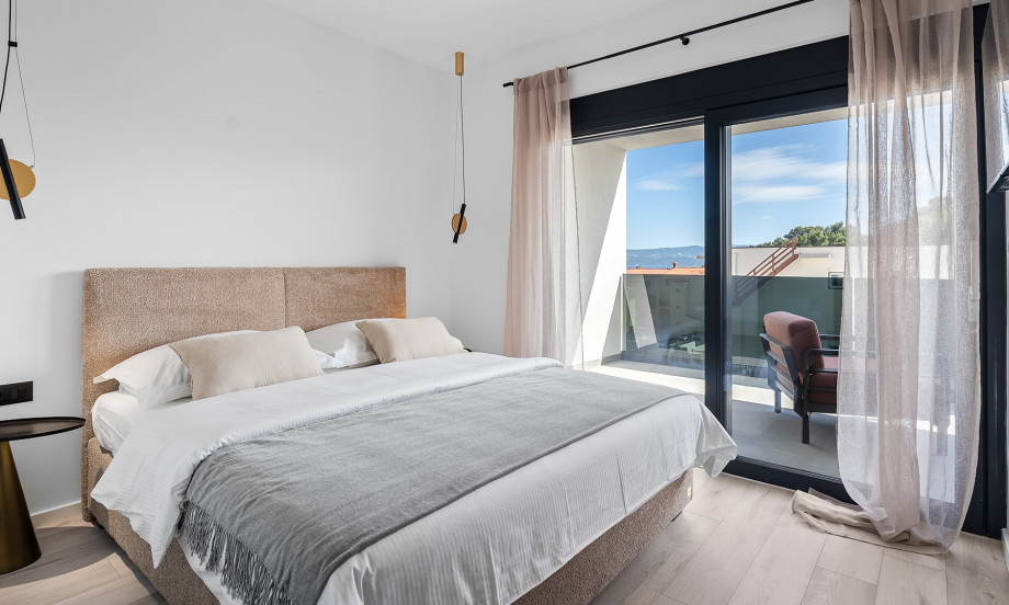 Wake up and enjoy your morning coffee on the balcony with breathtaking views