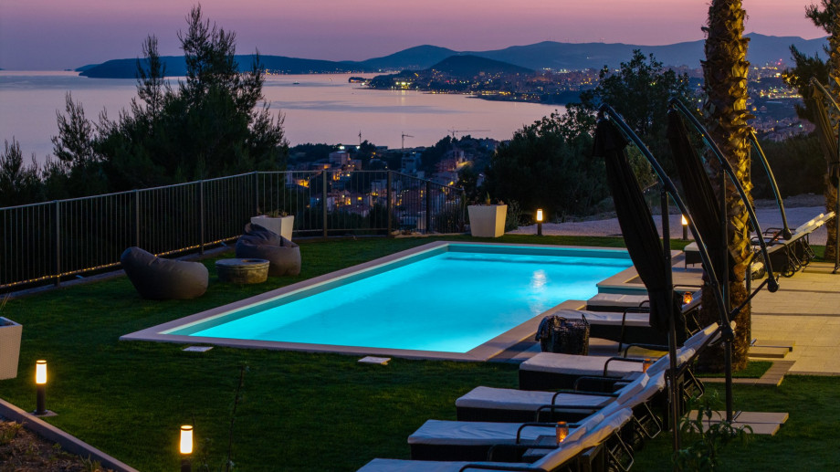 Come to villa El Capitano and spoil yourself during a well-deserved vacation at this amazing location