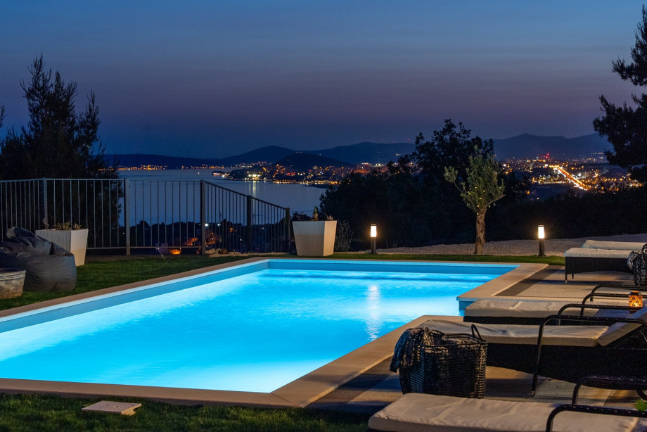 Carefully placed lighting completes the perfect experience of Dalmatian summer evenings