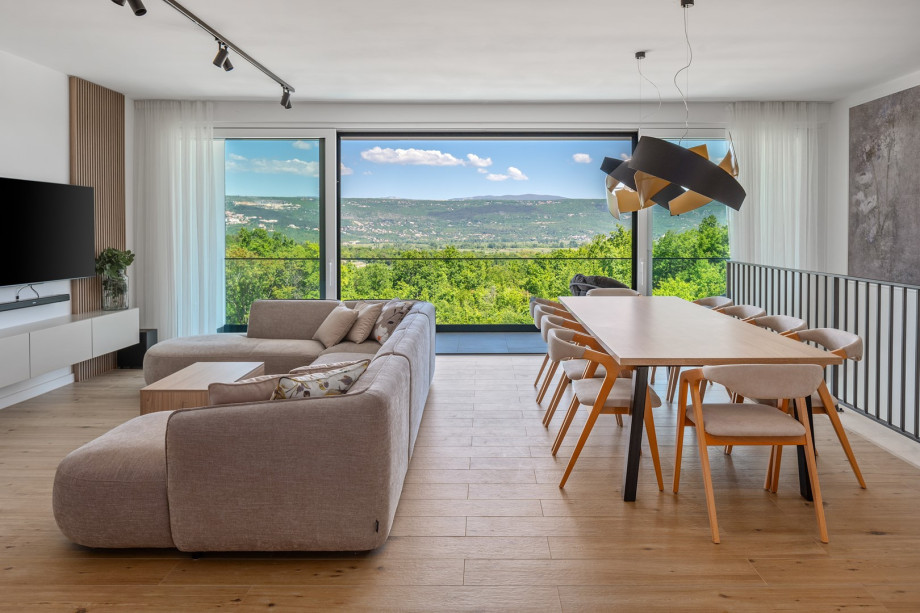 The villa is fully air-conditioned, offers a free wifi, and boasts two beautifully furnished living rooms and two fully equipped kitchens