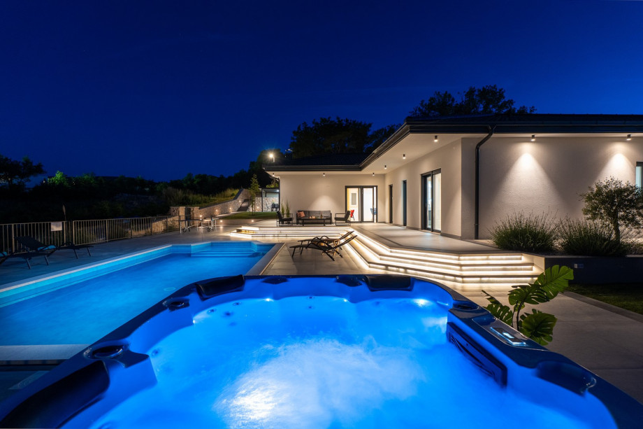 Carefully placed lighting completes the perfect experience of Dalmatian summer evenings