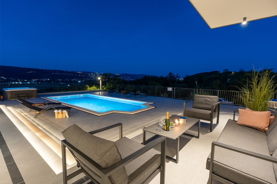 Introducing Villa Dalmatia, a stylish and modern single-story villa