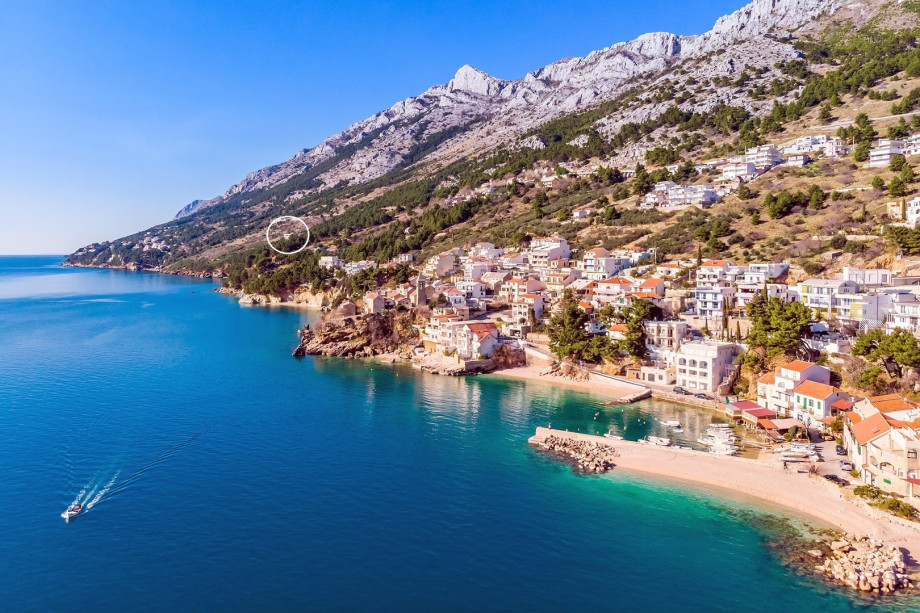 Marked position of the villa BLUE LAGOON