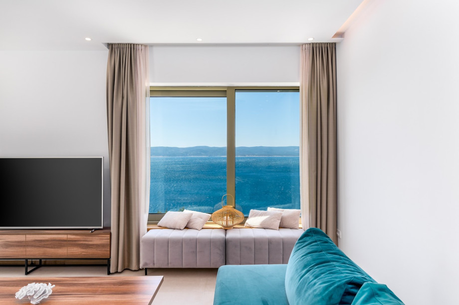 The whole house is very nicely decorated, furnished with high quality