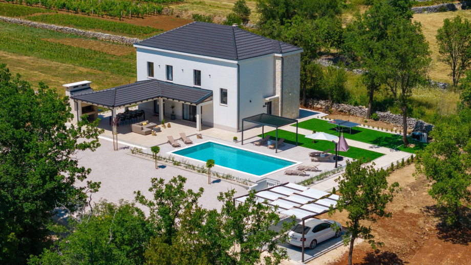 A car is recommended for exploring many treasures, and parking is provided for up to 5 cars on the property