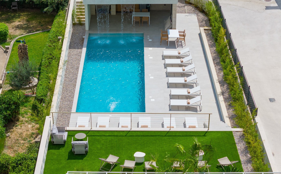 Perfectly designed for families, friends, or corporate retreats, this exquisite villa accommodates up to 22 guests