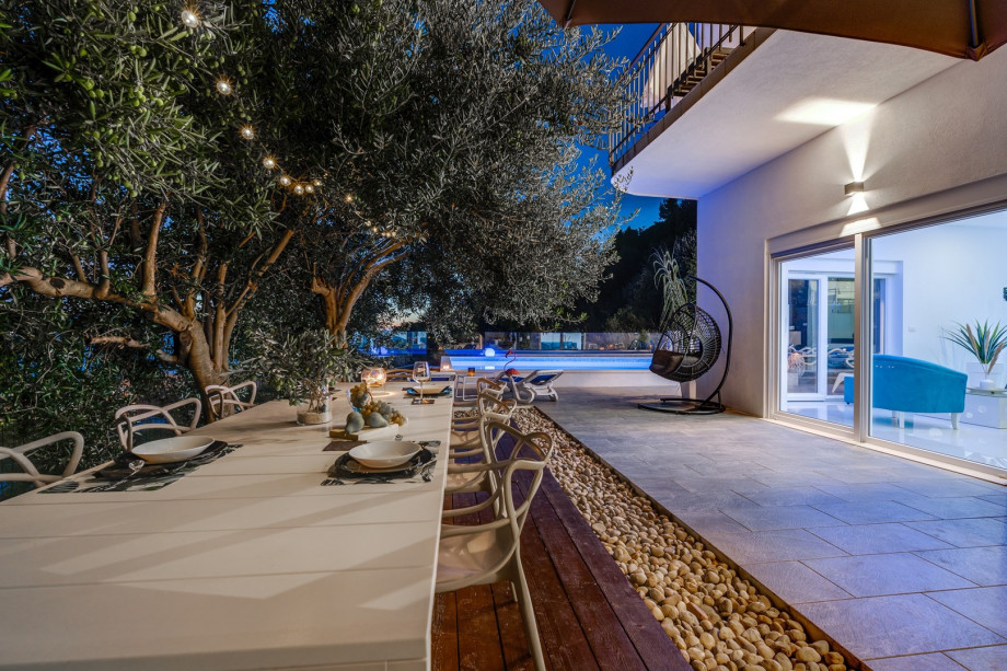 The whole property is fully covered with free Wi-fi