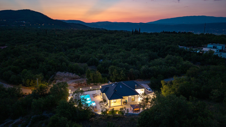 Imagine waking up to the gentle sound of birdsong, sipping your morning coffee on the terrace with the scent of pine trees in the air