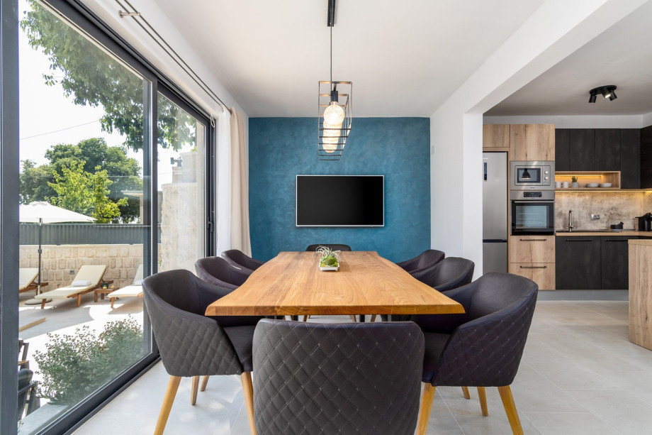 A spacious dining table for 8 people