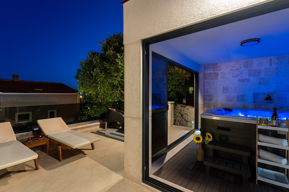 Relax and enjoy a glass of wine on hot summer evenings