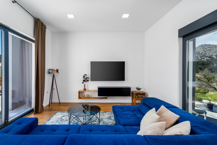 Villa Mir with private pool, 3 bedrooms, 7km from sandy beach