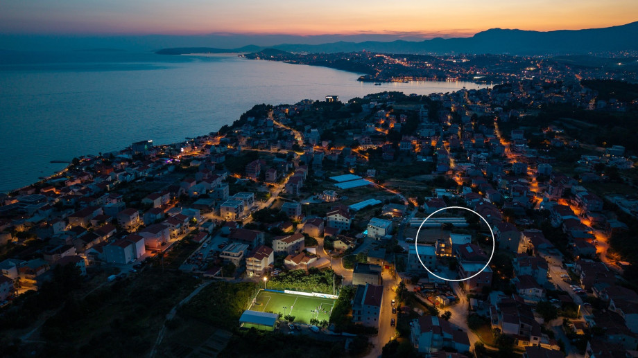 Whether you're seeking a peaceful escape with stunning views, Villa Pavuža offers it all in style and privacy.