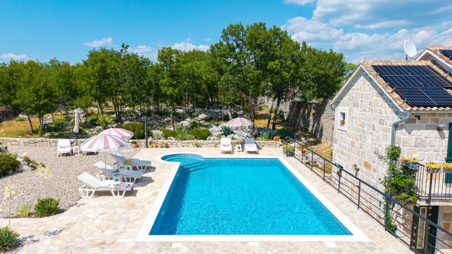 Enjoy the quiet and very unspoiled, rural environment