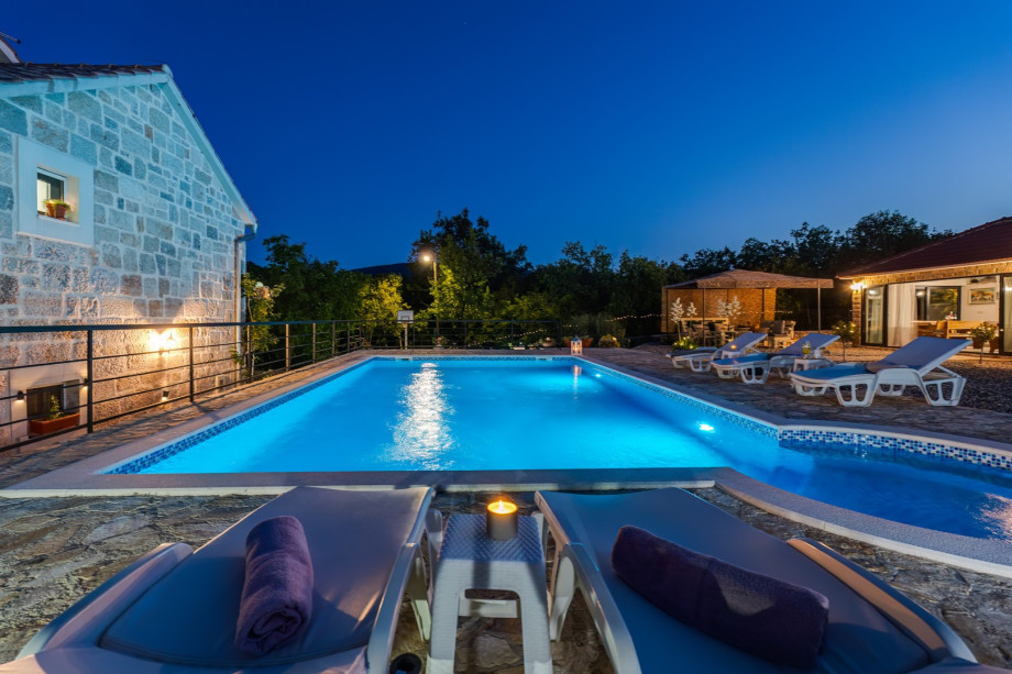 Villa is offering a nice and cozy feeling for your romantic or family relaxation