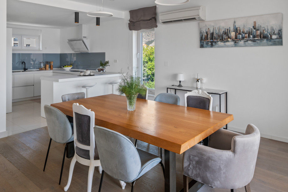 A capsule coffee maker, a wine cooler, a microwave oven, a Kettle.. and more