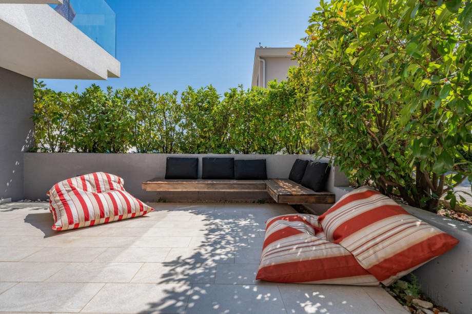 A terrace with a cozy lounge with a sea view (access from bedrooms No.1 and No.2)