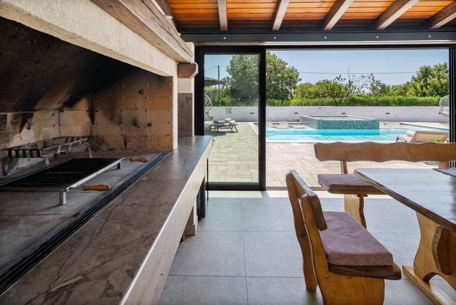 This area is ideal for enjoying a late-evening glass of wine or a cup of coffee in the morning