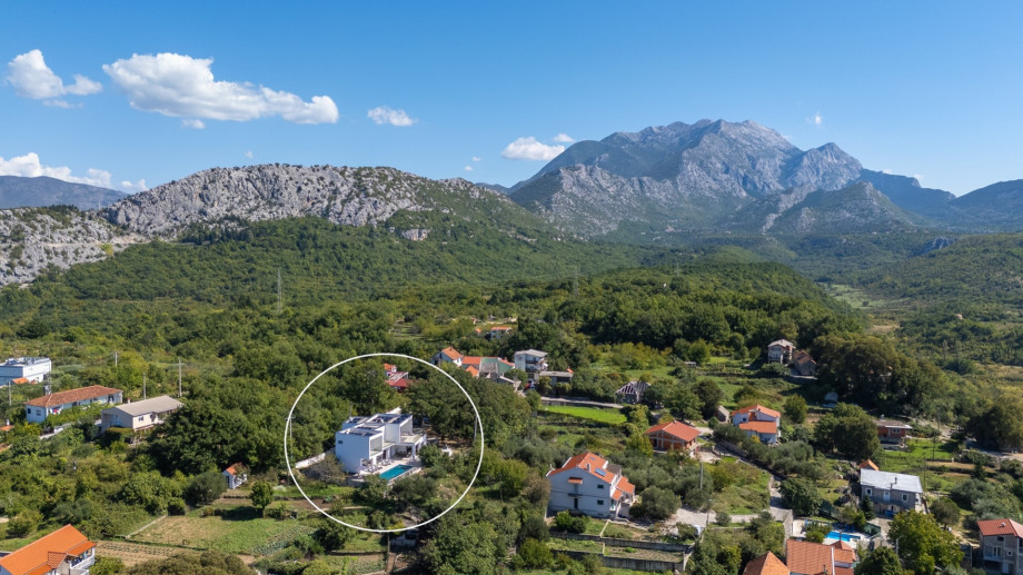 Escape to tranquility with this stunning vacation home in the picturesque village of Slime