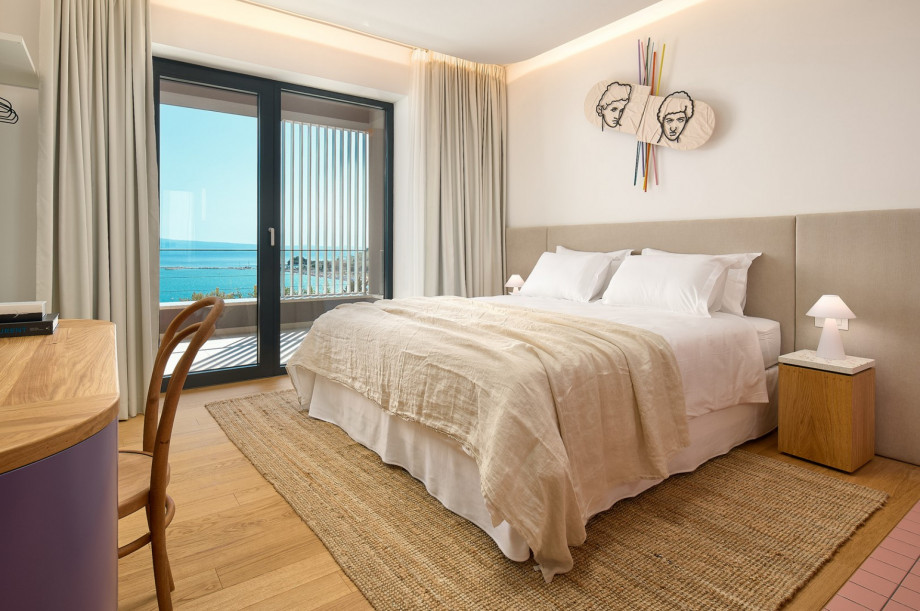 Each bedroom offers an en-suite bathroom, open sea views