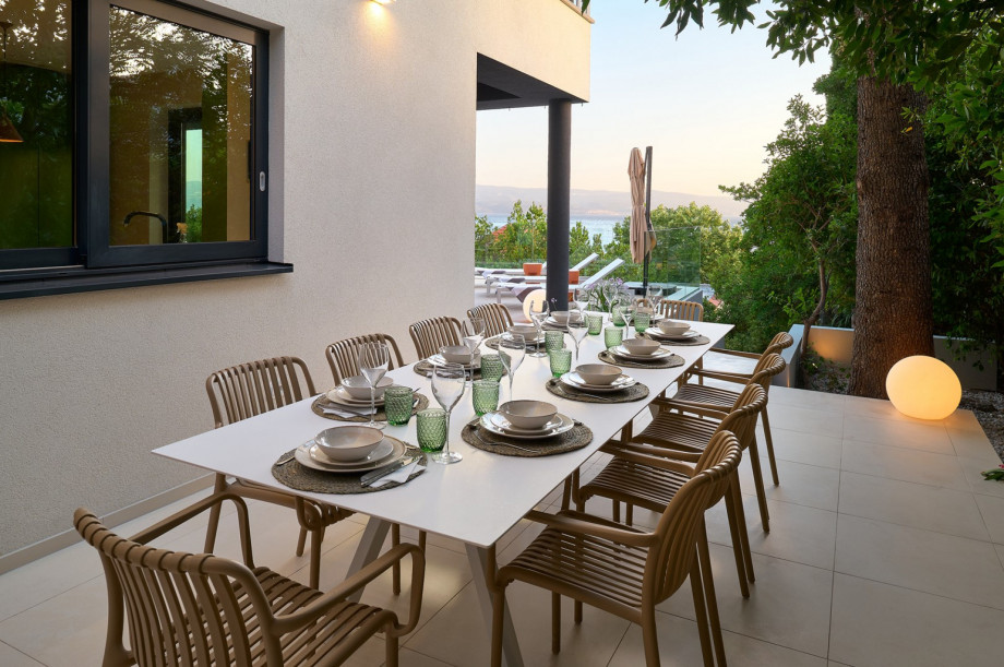Villla Flora is the perfect place to spend an evening and enjoy in sunset.