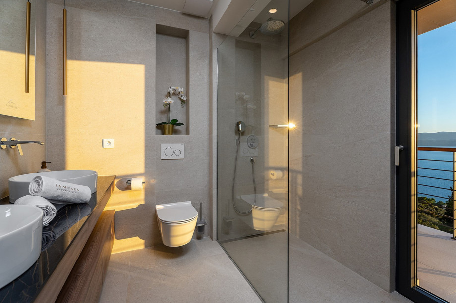 En-suite bathroom for bedroom No.1 with a shower.