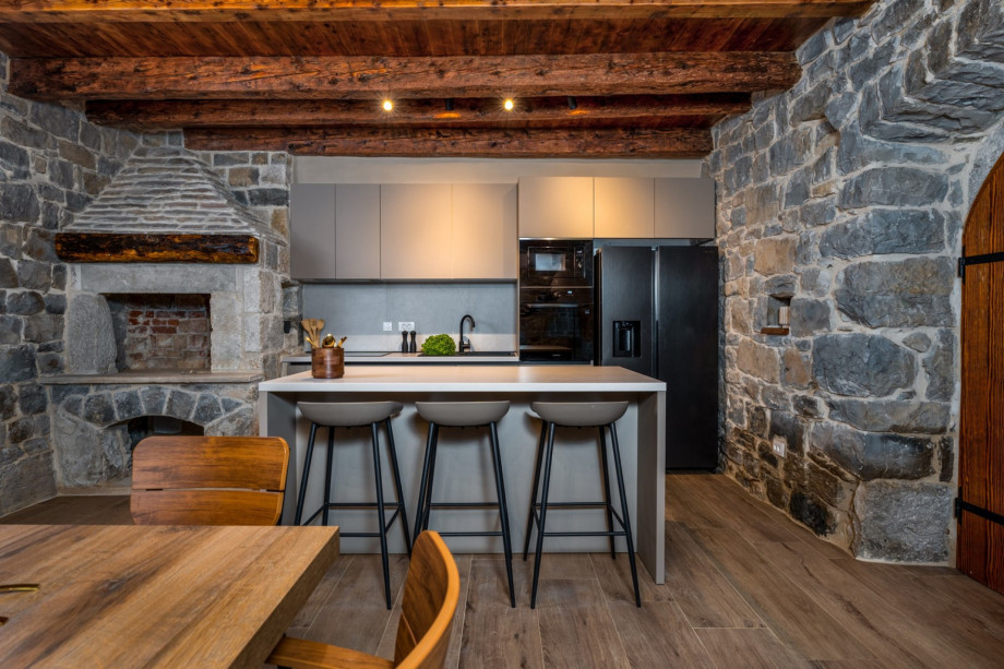 Kitchen with all the amenities you need for a comfortable stay