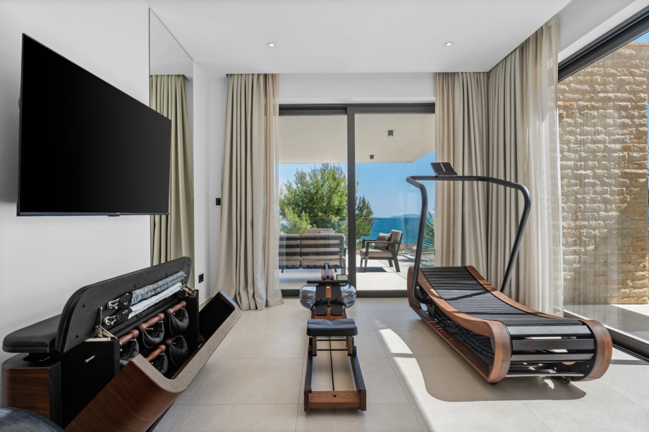 Private gym equipped with NOHrD equipment