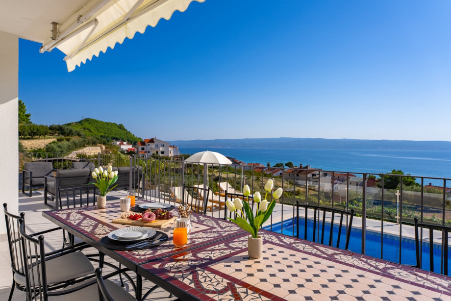 Villa Nonna Tonina is a new property offering very comfortable and stylish accommodation for 8 people