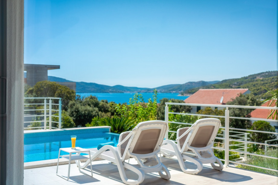 While you refresh yourself in the pool you can admire the breathtaking view