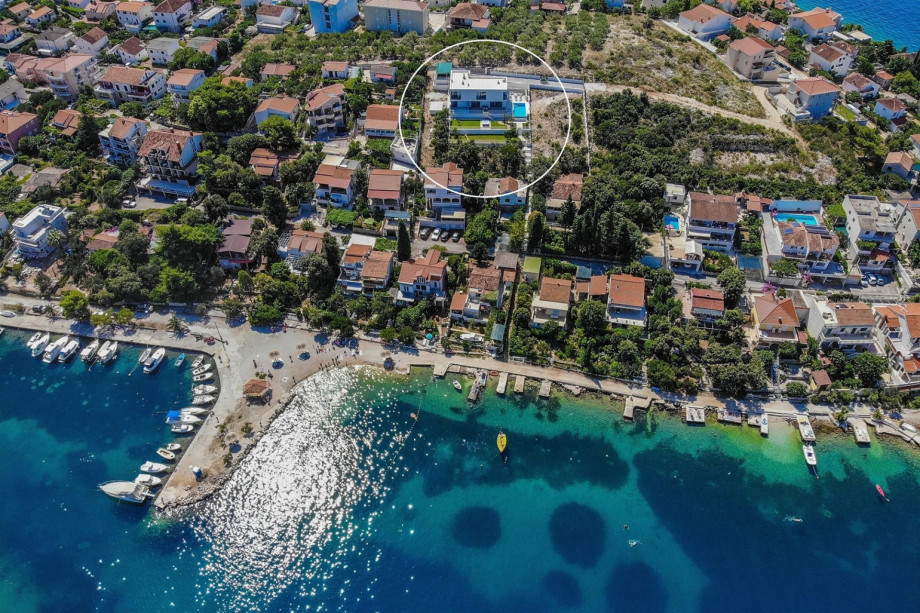 Experience paradise today at Villa Paloma Blanca, where every moment is a memory waiting to happen.